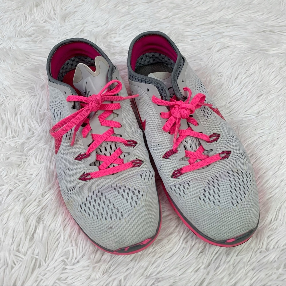 Nike Free TR Fit 5 Athletic Lace Up Shoe sneakers‎ in pink grey